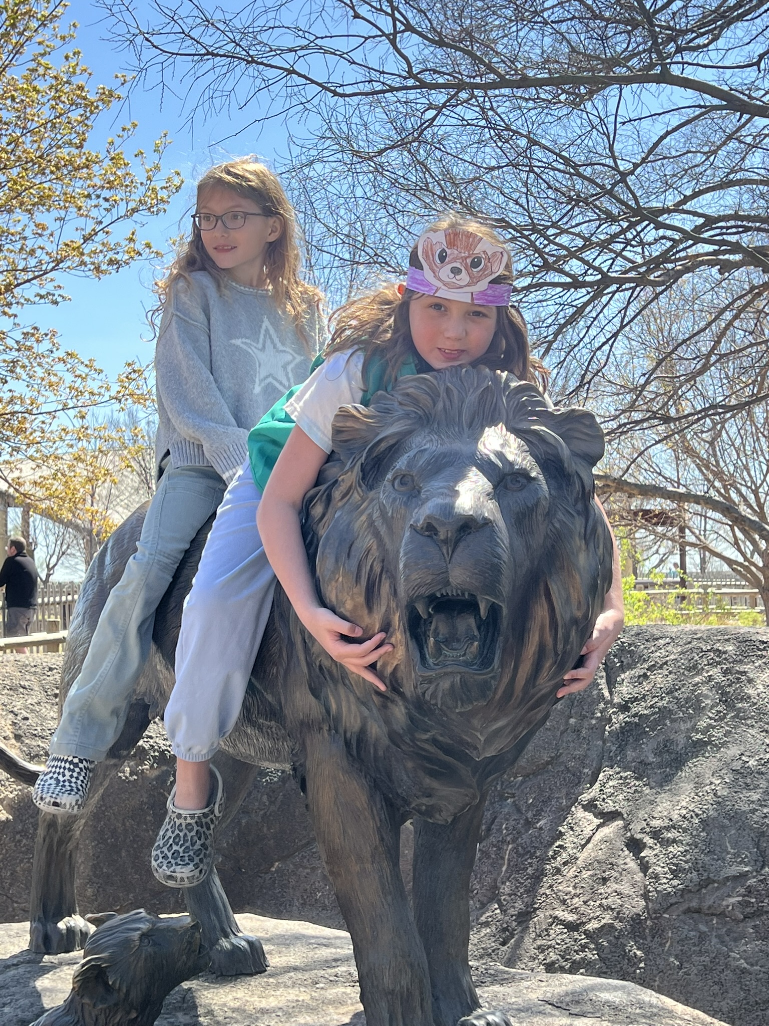 The girls at the zoo